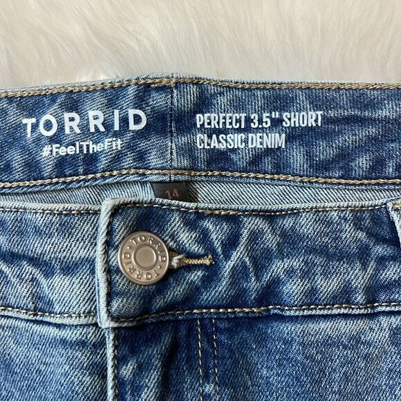 NWT Torrid Perfect 3.5in Shorts - Picture 4 of 6